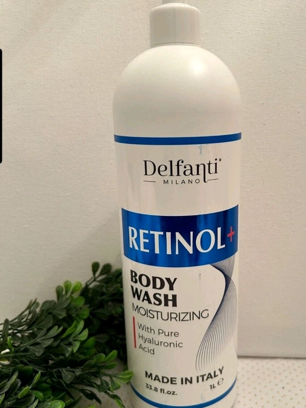Retinol+ Moisturizing Body Wash - White